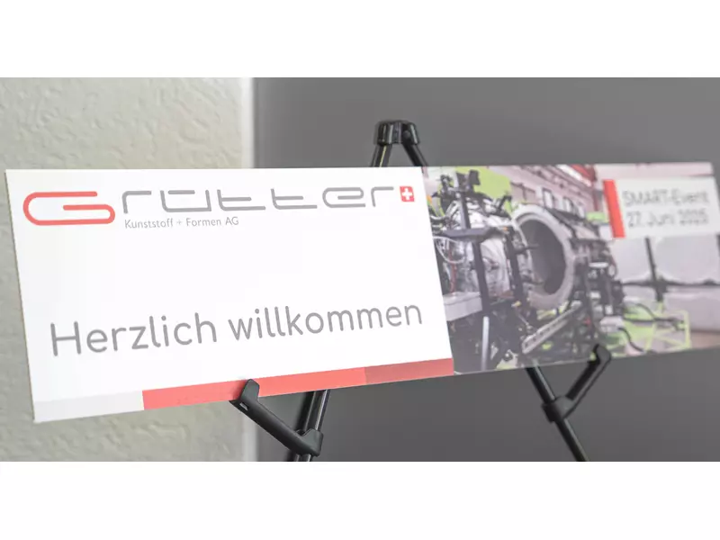 Vertrauen Sie auf Erfahrung. Als Familienunternehmen legen wir besonderen Wert auf langfristige und ehrliche Beziehungen zu unseren Kunden und Mitarbeitern. Wir arbeiten aus Hombrechtikon in der Schweiz und entwickeln Produkte mit Eigenschaften, die unseren Kunden direkte wirtschaftliche und technologische Vorteile verschaffen..webp