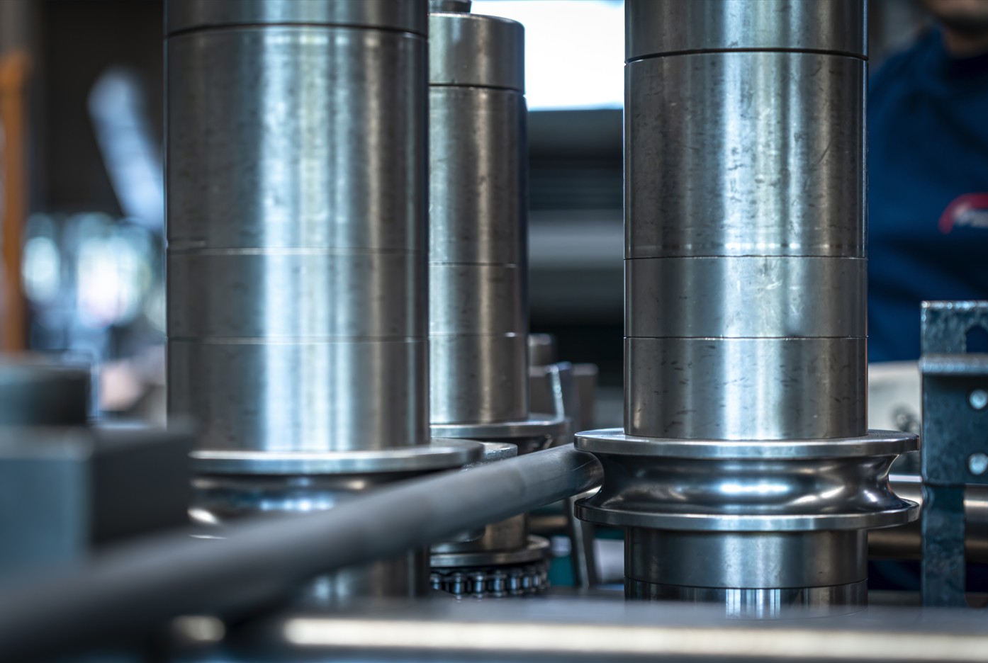 2x CNC Rundbiegemaschine