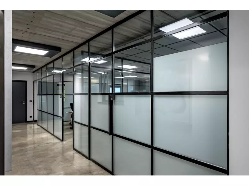 20250103_Hennig_Metallbau_0022.webp