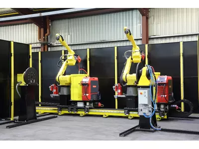 Welding robots.jpg