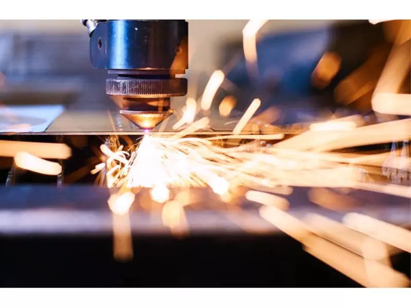LASER CUTTING _ LASERSCHNEIDEN (1).webp
