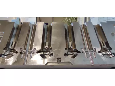 Cavity insert