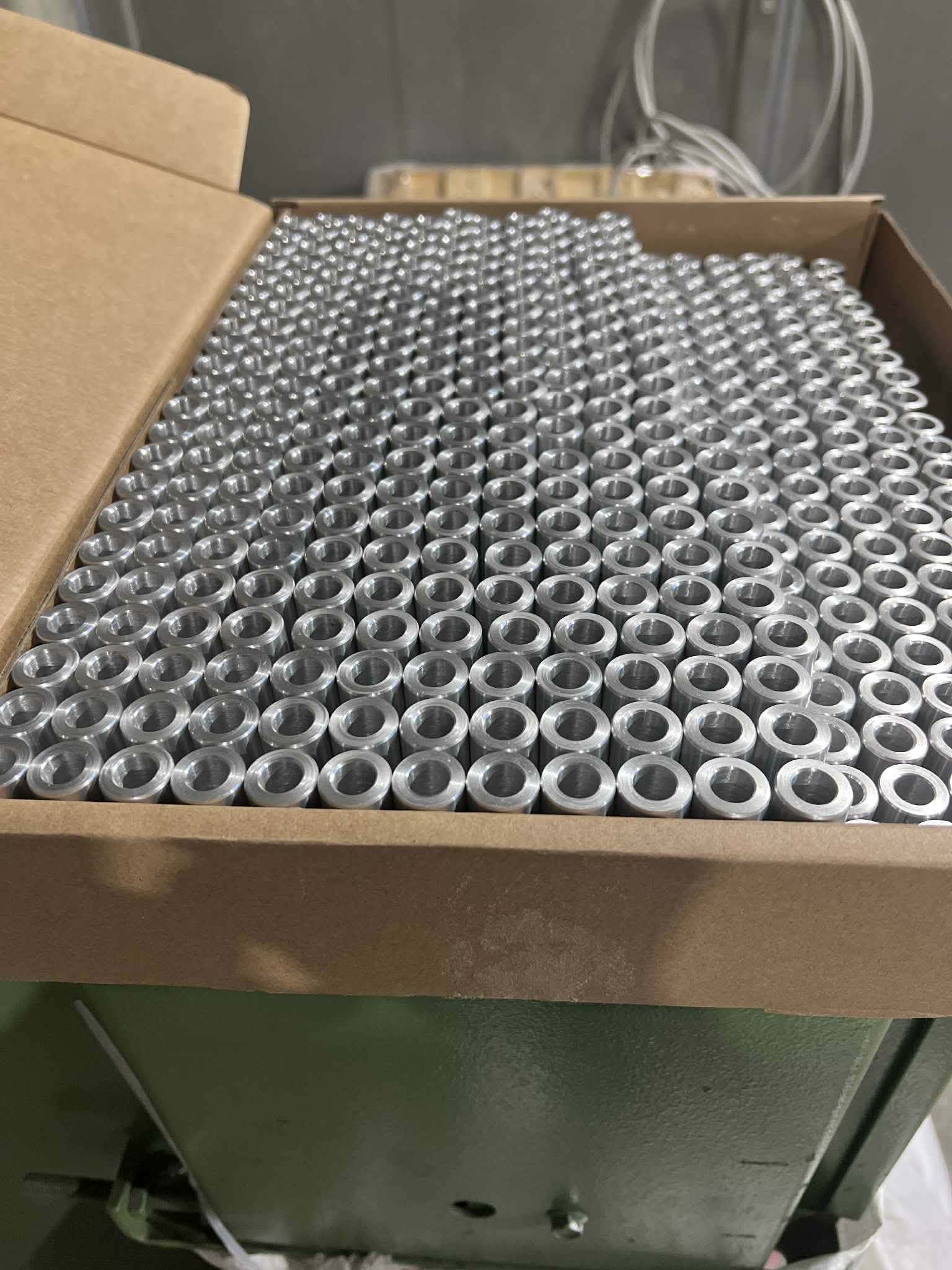 Distanzbuchsen / Präzisionsbuchsen