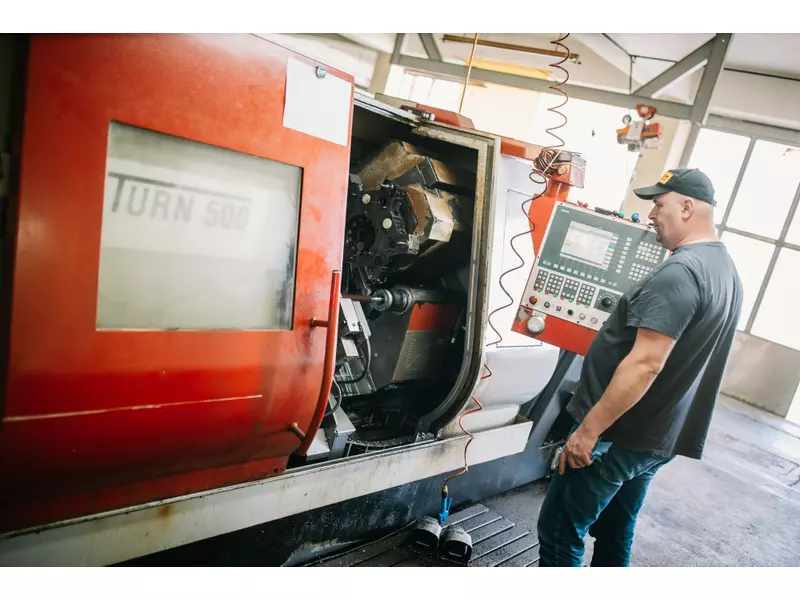 CNC-Drehen.webp