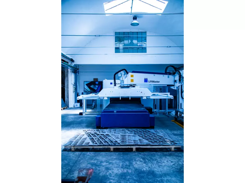 Taglio Laser Lamiera.webp