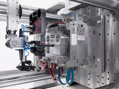 S 23-13 09-03 PX 321-1400 MuCell Fakuma 23.JPG