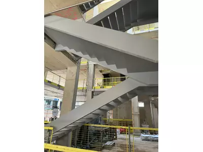 Ladder with platform