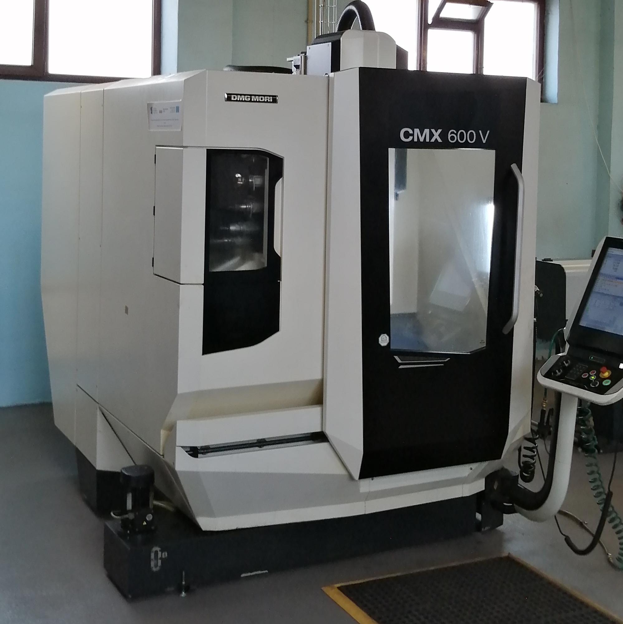 CMX 600V