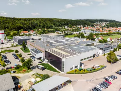 Das Firmengelände der Firma Mayer Stahl- und Apparatebau..jpg