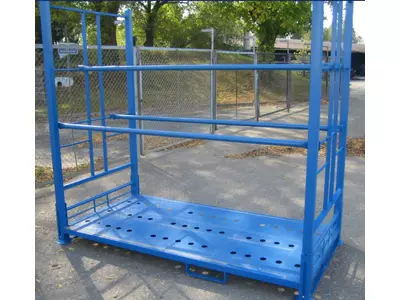 Steel pallets